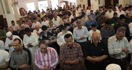 Absent Prayer in Morocco mosques in memory of king Abdellah ben Abdellaziz