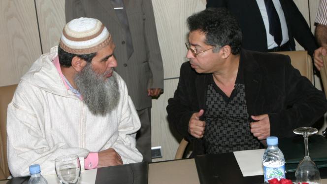 The New Moroccan Democrats supported by Shiites and Salafists