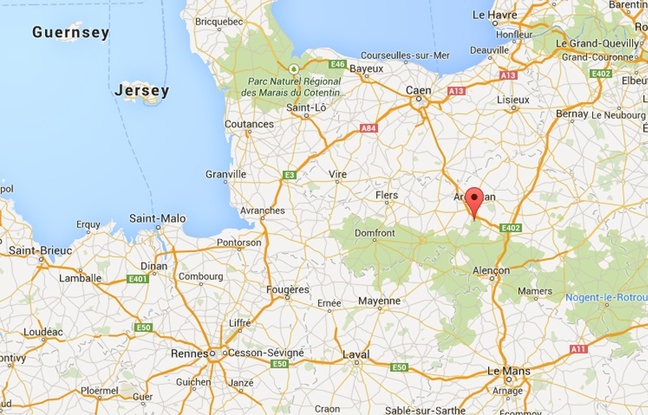 Four died in the crash of a small plane in north-western France