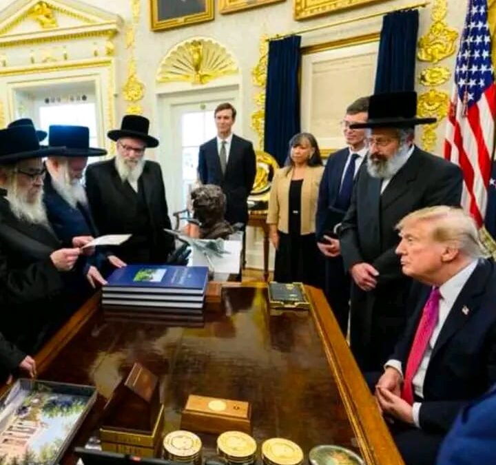 Trump met with Hasidic rabbis at the White House