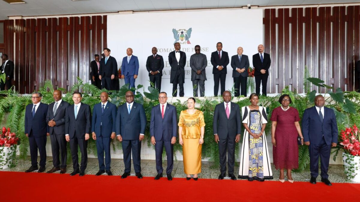 Gov’t Head Represents HM the King at Inauguration Ceremony for Re-elected São Tomé & Príncipe President