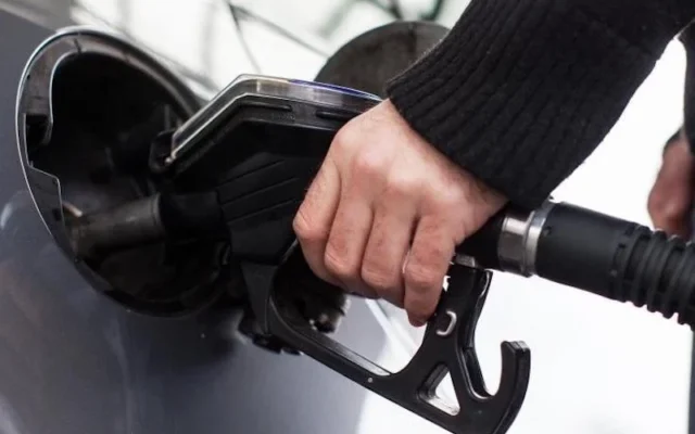 Morocco Faces Fresh Fuel Price Hike Driven by Global Crude Pressures