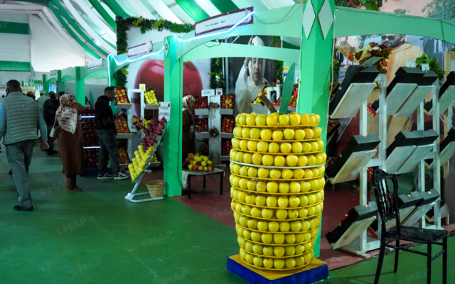 The 6th National Apple Fair Opens in Midelt